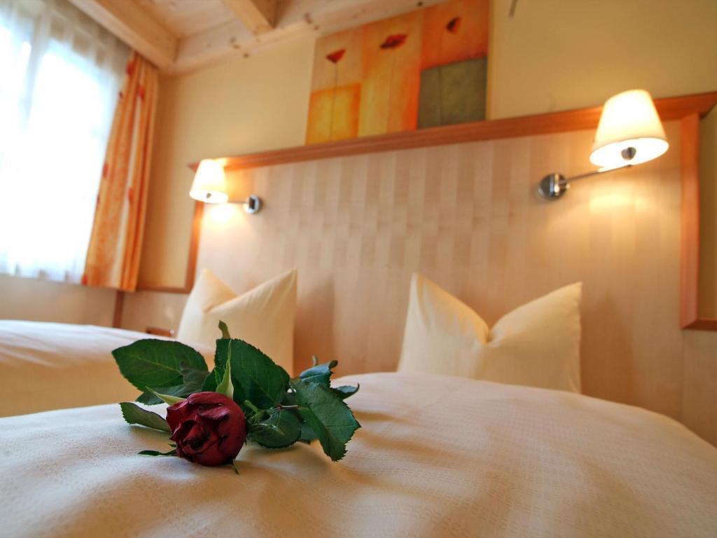 Hotel Gasthof Neuner Имст Номер фото
