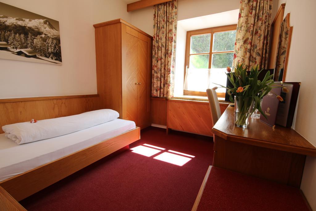 Hotel Gasthof Neuner Имст Экстерьер фото