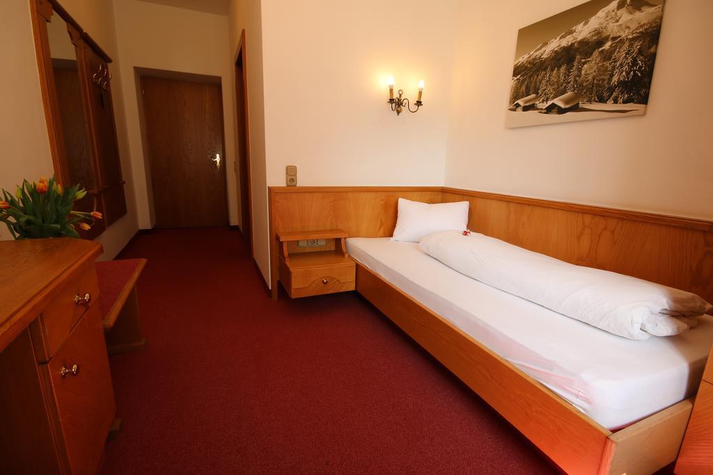 Hotel Gasthof Neuner Имст Экстерьер фото